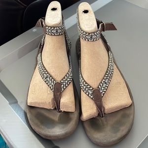 Teva sandals style number S/N 4222